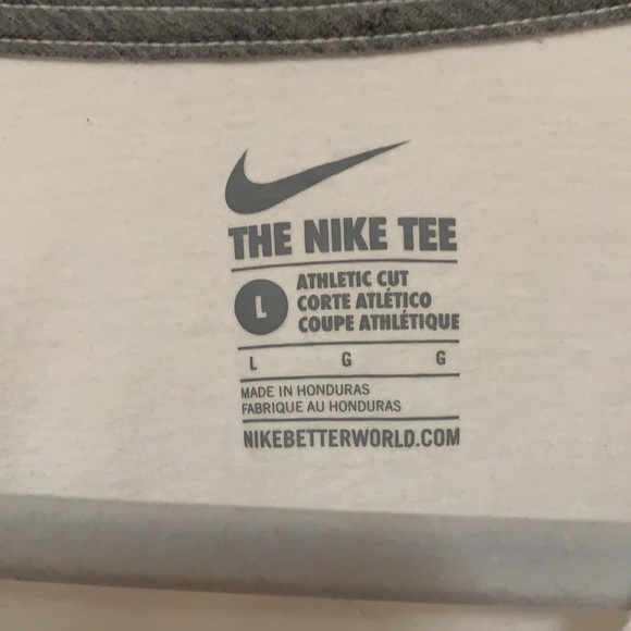 NIKE SHIRT - Picture 2 of 4